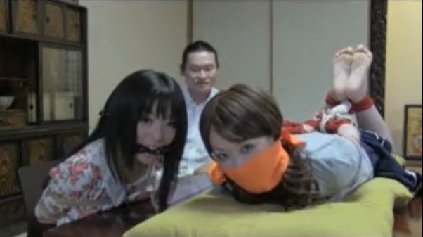 美人姉妹が緊縛された緊迫した撮影現場がこちらｗｗｗ