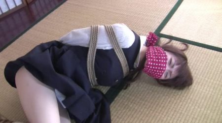 須川ことみ 誘拐監禁された女子校生が緊縛されてレイプ前の静かな午後を悶え苦しむ動画 画像
